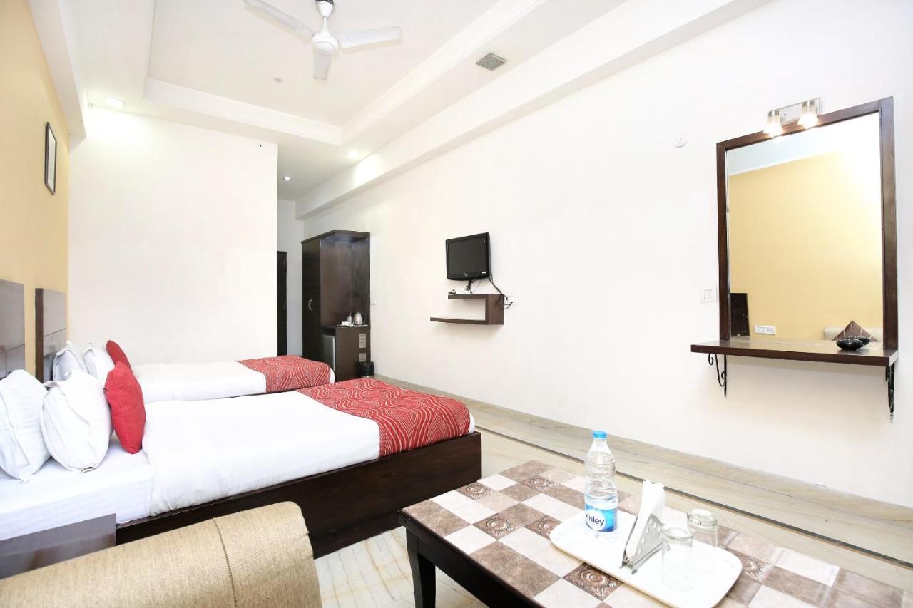 Capital O 15395 Hotel 42 Amritsar Eksteriør bilde