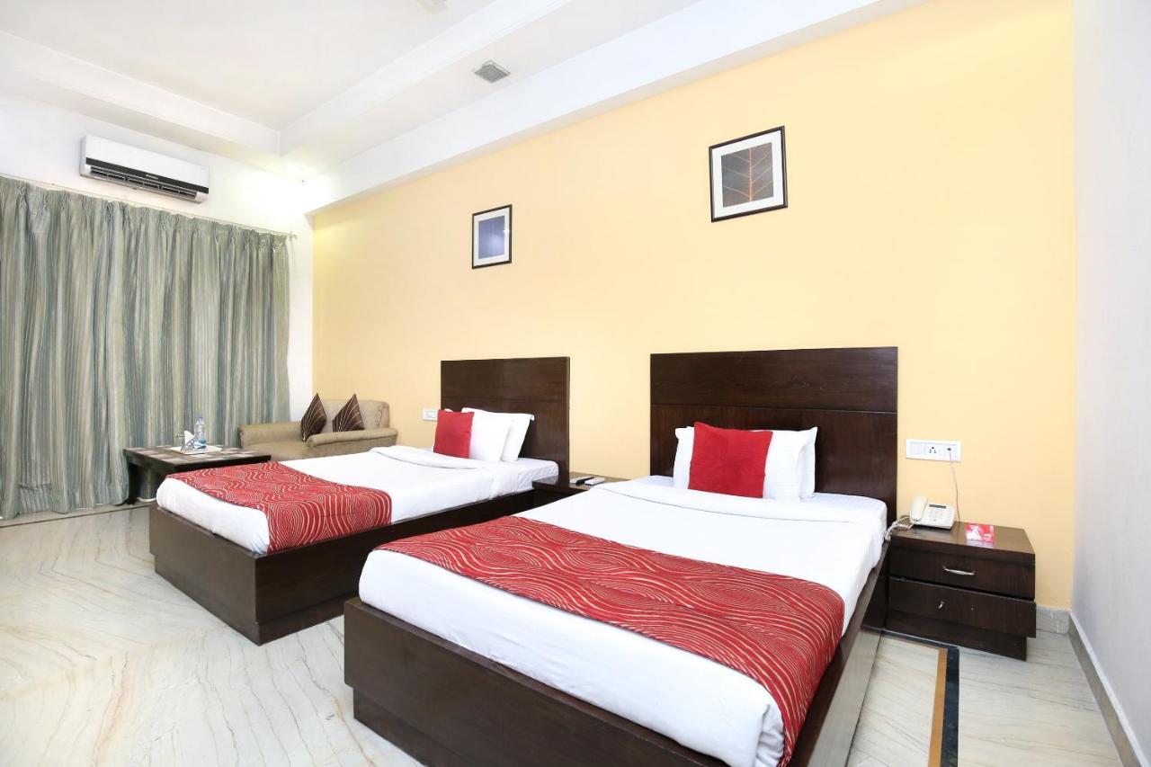 Capital O 15395 Hotel 42 Amritsar Eksteriør bilde