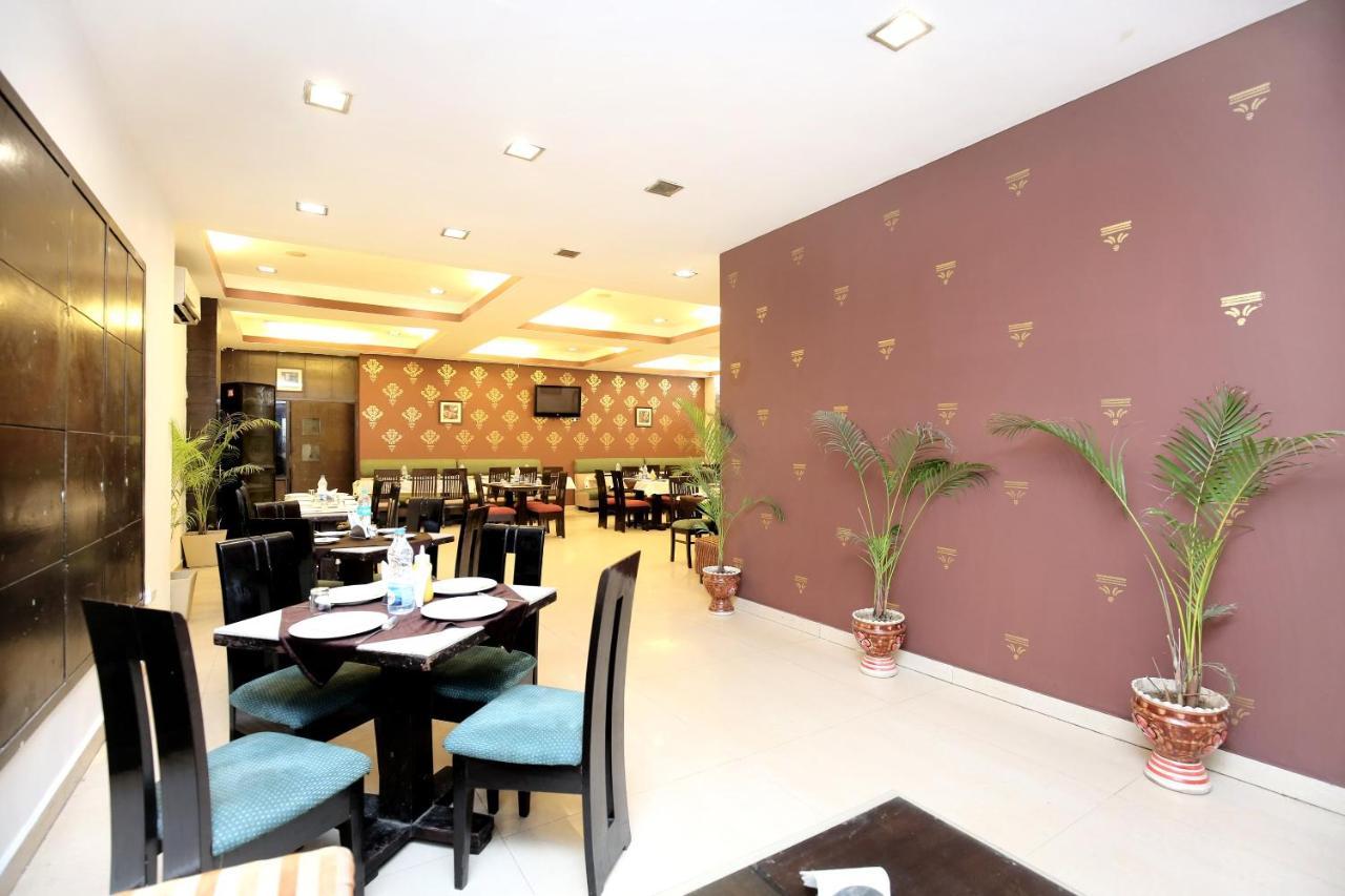 Capital O 15395 Hotel 42 Amritsar Eksteriør bilde