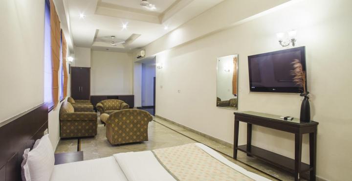 Capital O 15395 Hotel 42 Amritsar Eksteriør bilde